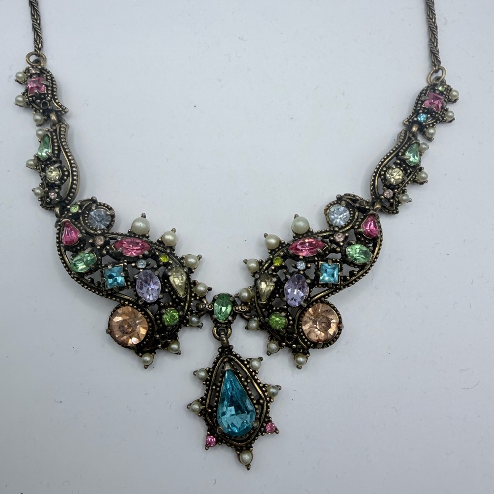 Vintage-Inspired Multicolor Crystal Statement Necklace - Women Jewelry